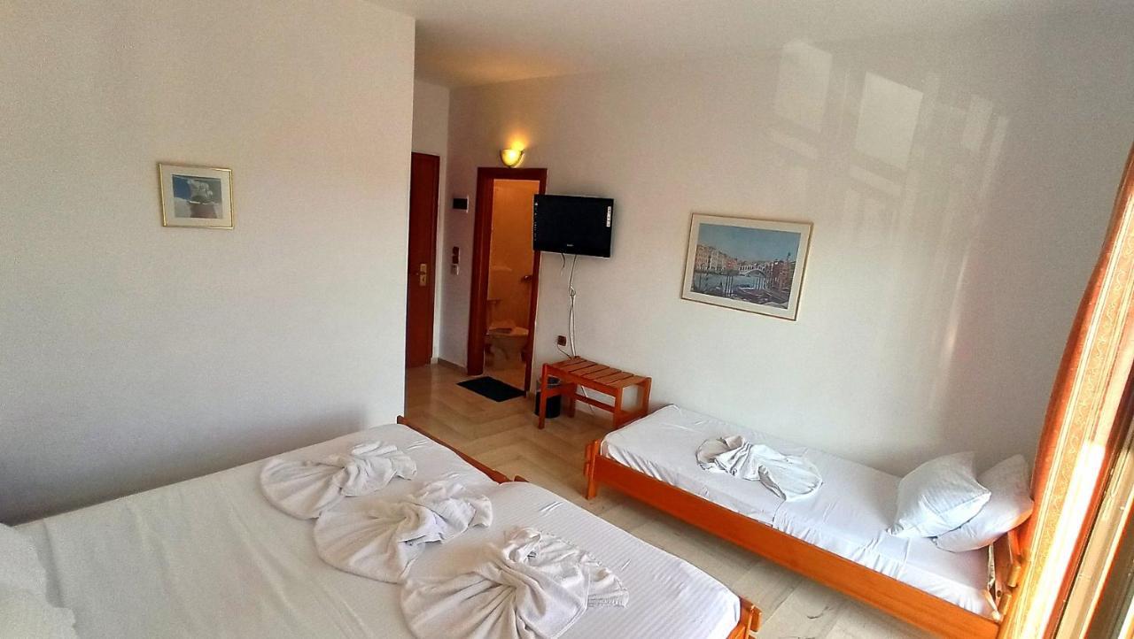 Denise Hotel Città di Skopelos Esterno foto