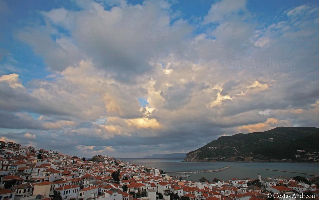 Denise Hotel Città di Skopelos Esterno foto
