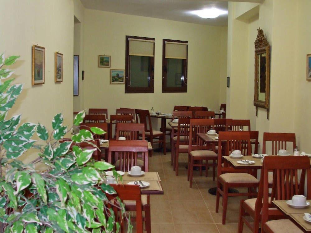 Denise Hotel Città di Skopelos Esterno foto